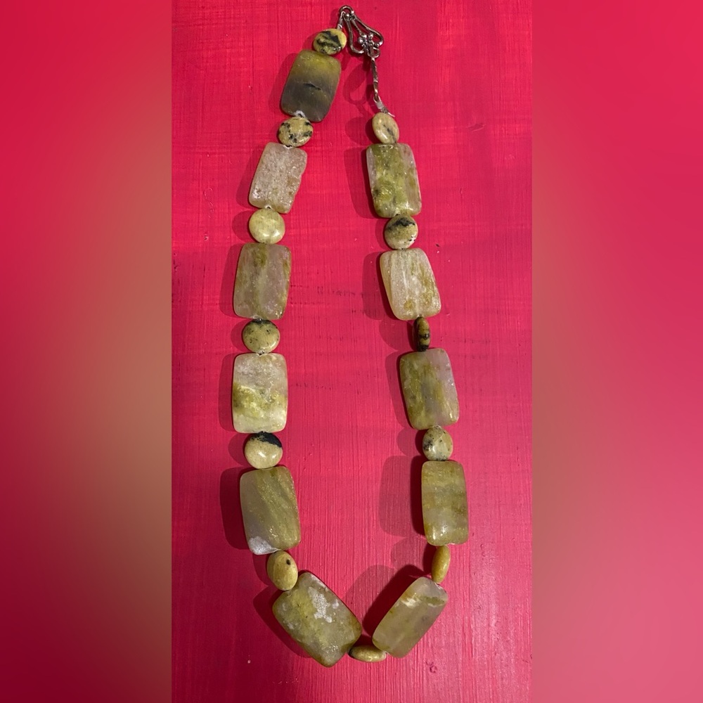 Elegant Green Stone Necklace